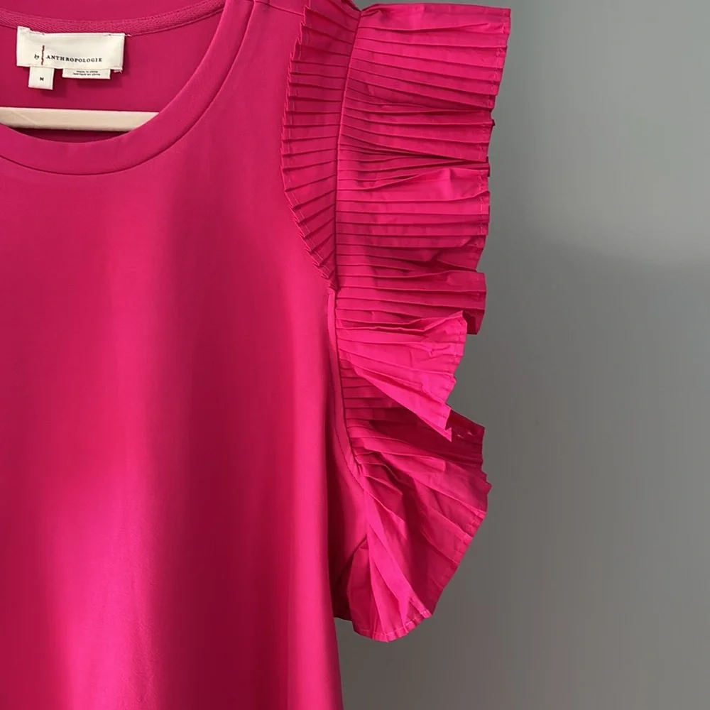 NWOT Anthropologie Fuchsia ruffle sleeves Top size M never worn. - Picture 2 of 6
